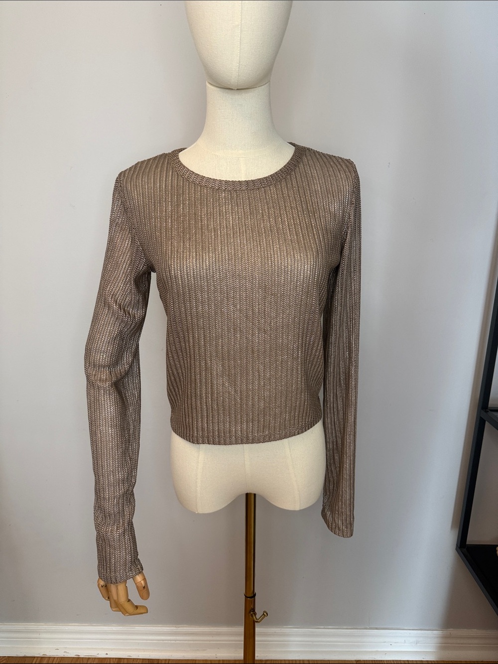🌟 ZARA Metallic Plissé Ribbed Long Sleeve Crop Top 🌟